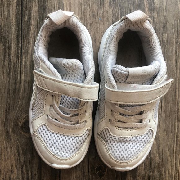 toddler Puma sneakers ✷BUY 2 GET 1 FREE✷ - Picture 4 of 6